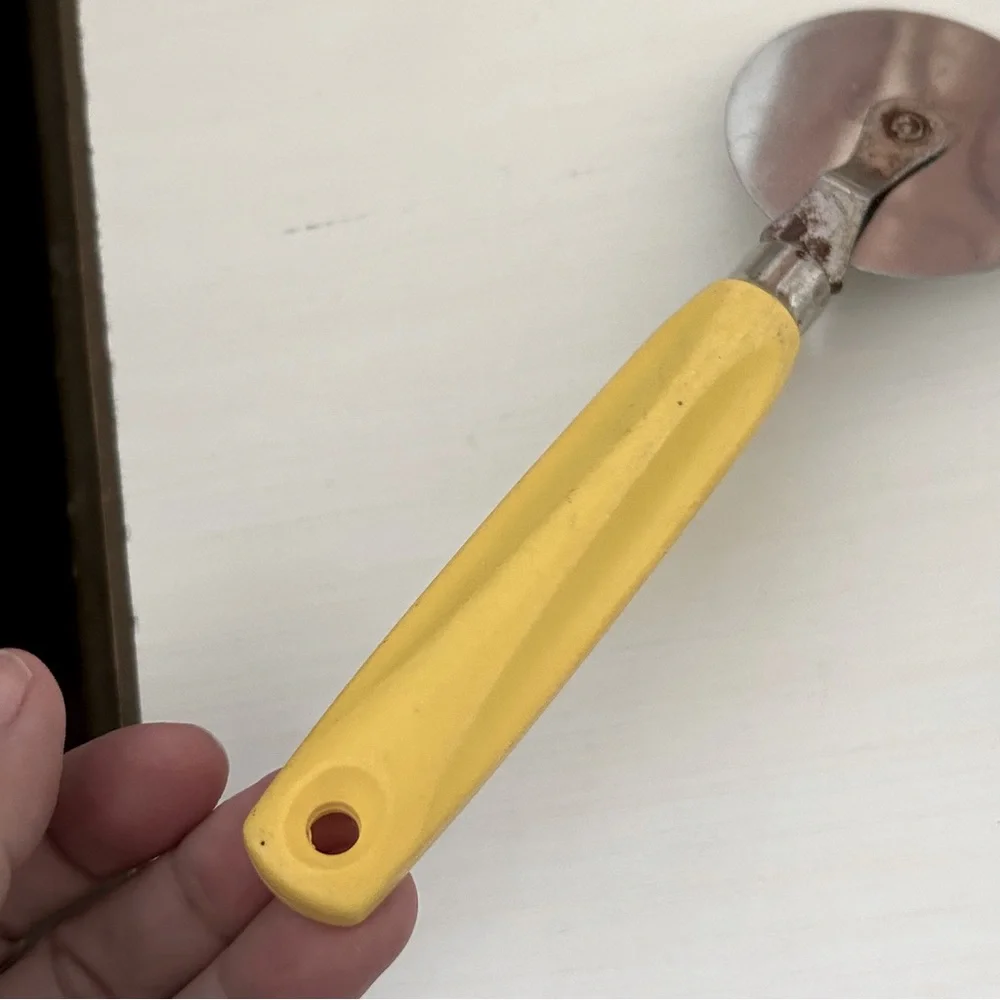 Pizza Cutter - Picture 2 of 2
